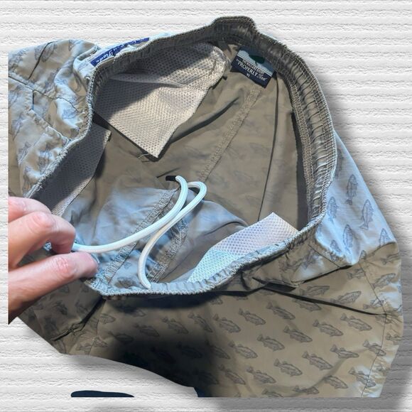 Properly Tied Youth Mallard Shorts YL Gray Fish Print Casual Boys Shorts - Picture 4 of 5